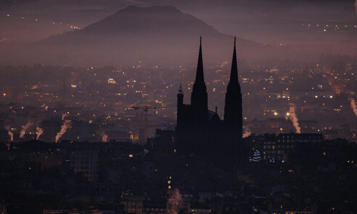 Vue aérienne de Clermont-Ferrand