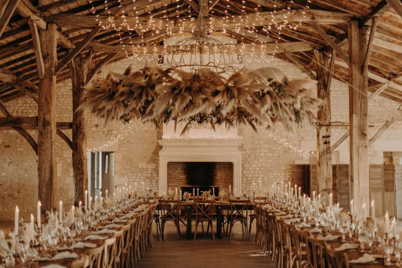 Photo d'une salle de réception prise en Auvergne dans le Puy-de-Dôme à l'occasion d'un mariage.
